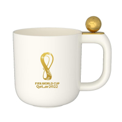 【金球杯】FIFA 2022年卡塔尔世界杯马克杯 旋转足球陶瓷杯咖啡杯 纪念品有什么